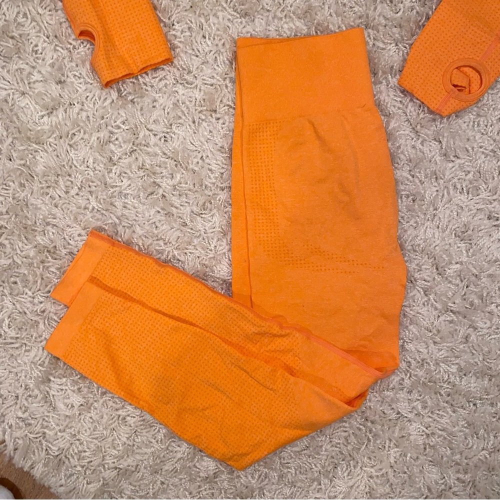 Matching Workout Set - Picture 3 of 8